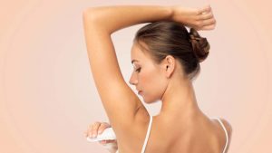 Deodorante, quale scegliere tra stick e spray